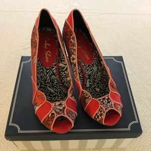 Ruby Shoo - Matilda Peeptoe Pumps Size 6.
